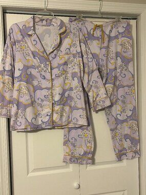 BED HEAD Sz M Lavender and Gold Floral and Pailey 2 Pc Pajamas Set